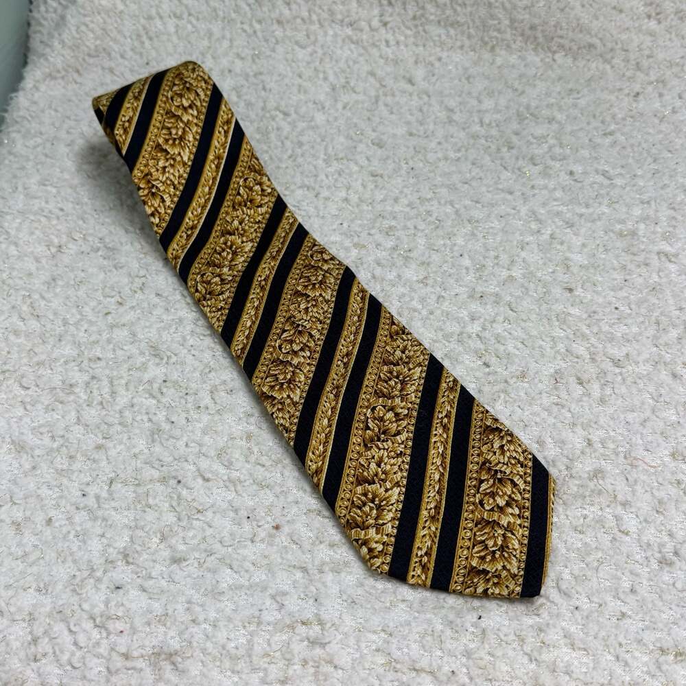 The Vatican Library Collection Vintage Men's 100% Silk Barocco Print Necktie Tie